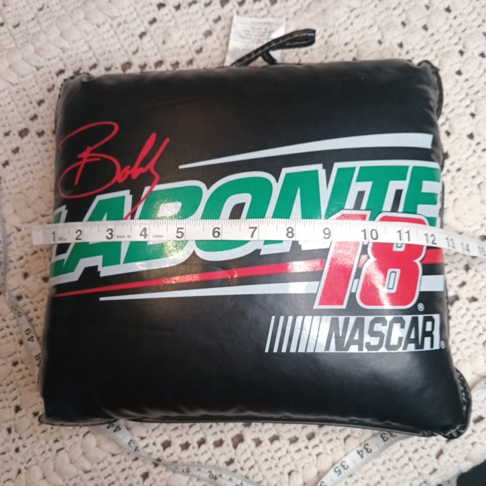 Vintage Y2K BOBBY LABONTE #18 Nascar 2000 Joe Gibbs Racing‎ Pillow Seat Sports - Picture 6 of 6